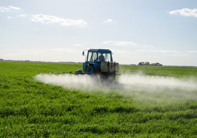 Pesticides et Distances d&rsquo;épandage: Les Sages sanctionnent une concertation locale biaisée – L&rsquo;UFC-Que Choisir de Saône-et-Loire interpelle le Préfet et le Président de la Chambre d&rsquo;agriculture